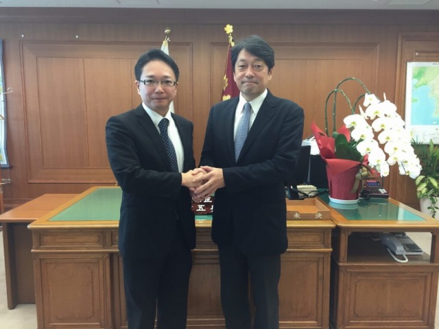 臨時国会開会と解散