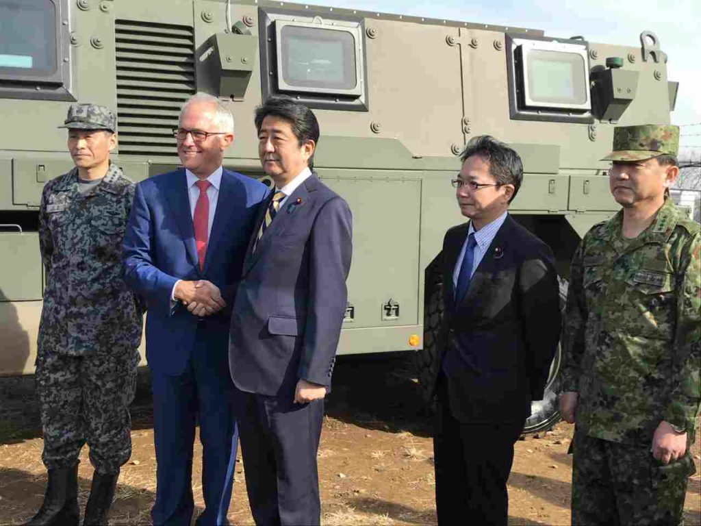 豪首相の陸自習志野演習場訪問